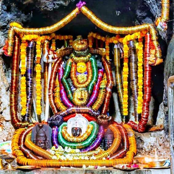 త‌లుపుల‌మ్మ‌లోవ