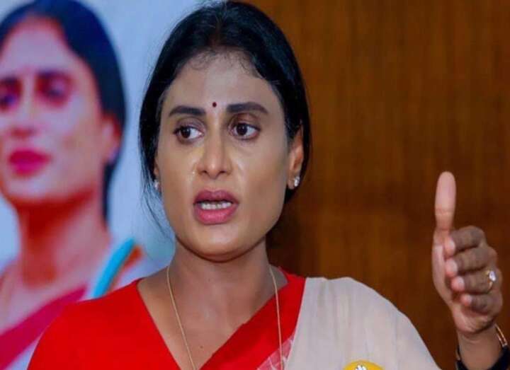 బాబాయి హత్యపై ధర్నా చేయలేదేం?: షర్మిల