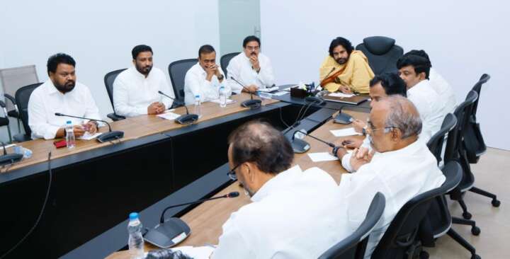 ప్రజా గొంతును అసెంబ్లీలో వినిపిద్దాం : ప‌వ‌న్‌