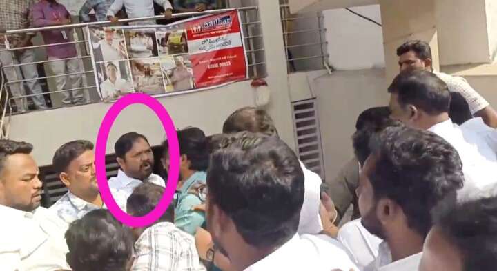 తునిలో వైసీపీ-టిడిపి వివాదం