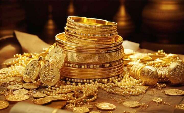 గుంటూరులో రూ.5 కోట్ల విలువైన బంగారం దోపిడీ..?