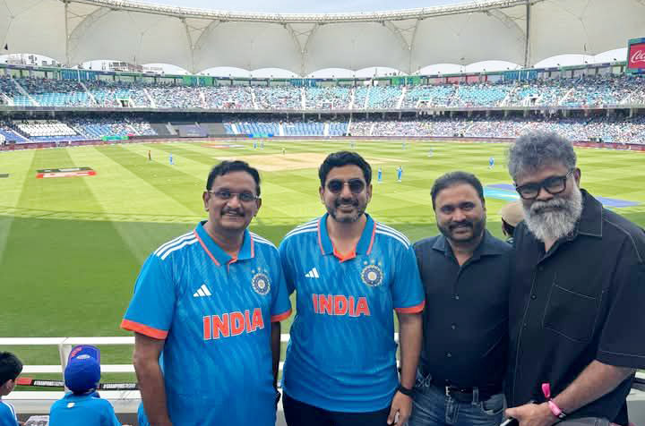 భార‌త్-పాక్ మ్యాచ్‌లో లోకేష్ సంద‌డి